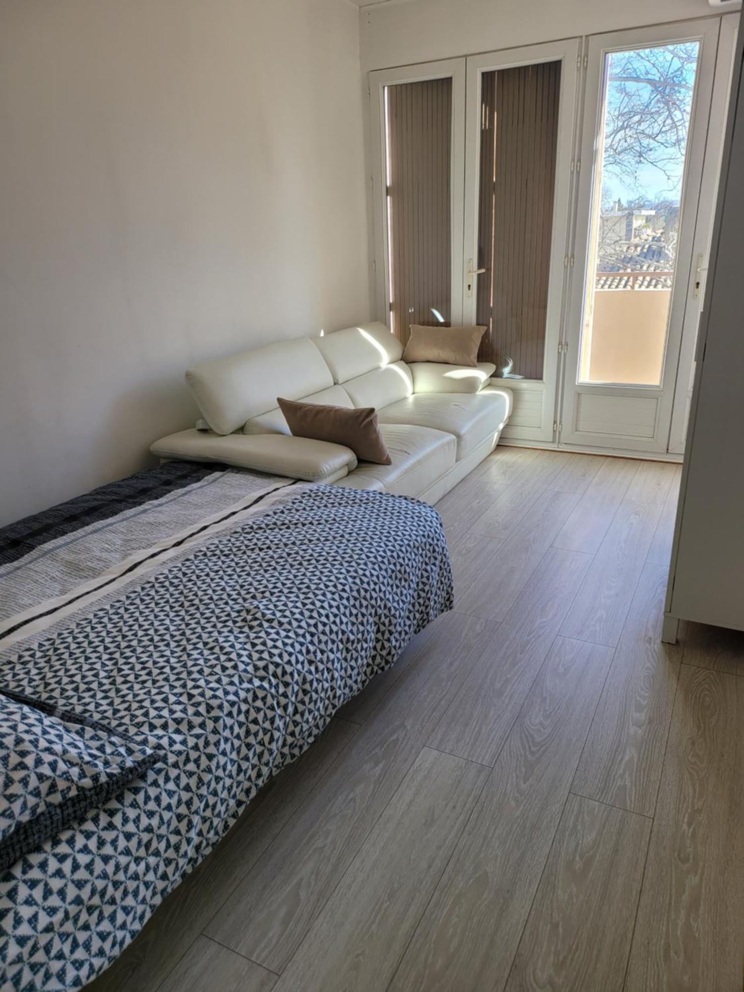Elegant Apparemment 60M2 Climatise Avignon Exterior foto